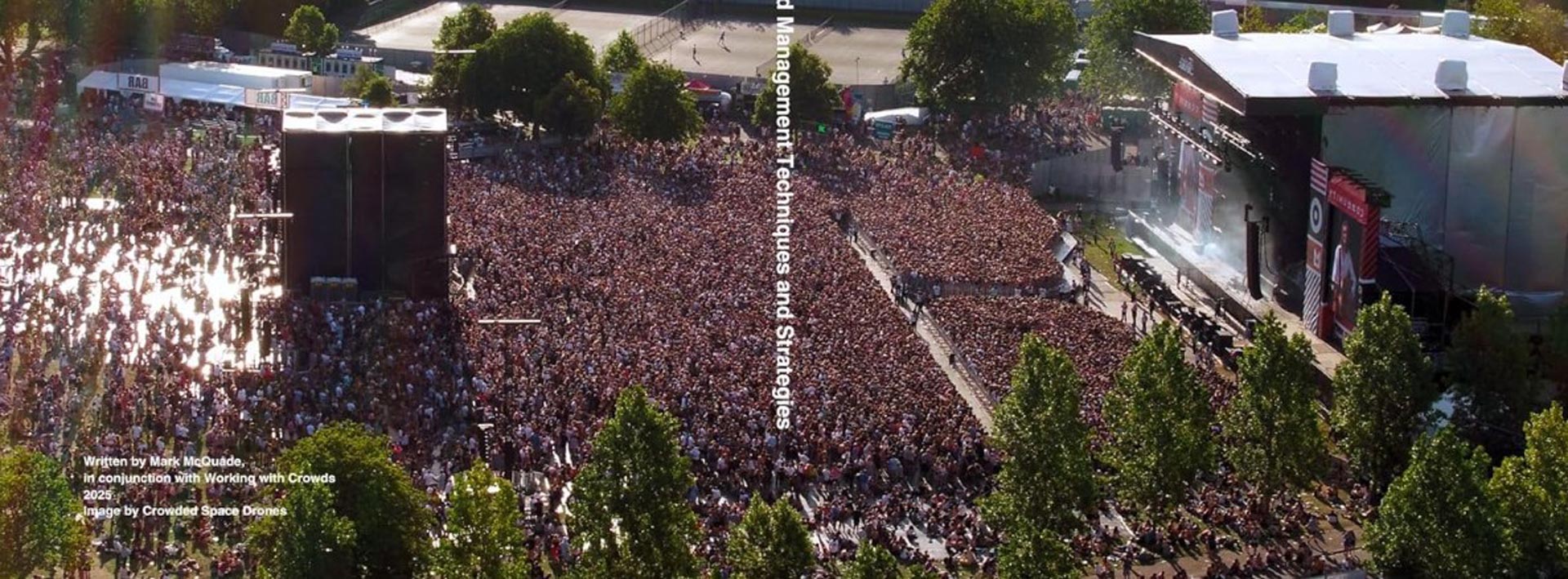 ibit­liest:  The Gui­ding Hand: Crowd Manage­ment Tech­ni­ques and Stra­te­gies von Mark McQua­de