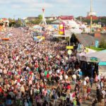 Menschenmenge beim Oktoberfest - Aktuelles zur Sicherheit